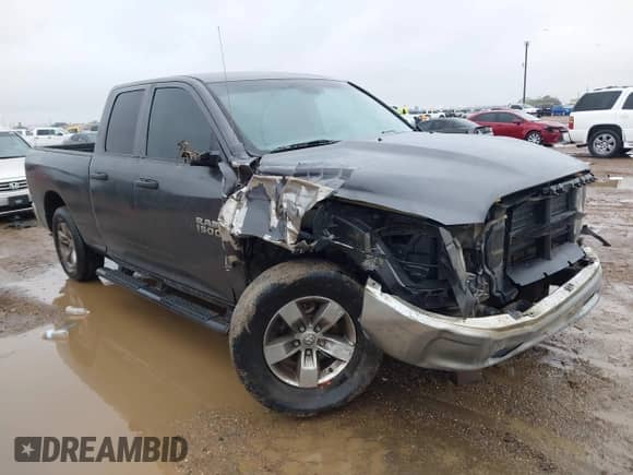 2018 Ram 1500 Tradesman z VIN 1C6RR6FG7JS325181, wystawiony jako IAAI lot #41344653 z przebiegiem 202 602 mil mil oraz . Historia ofert i sprzedaży dostępna na DreamBid. Obrazek 1.