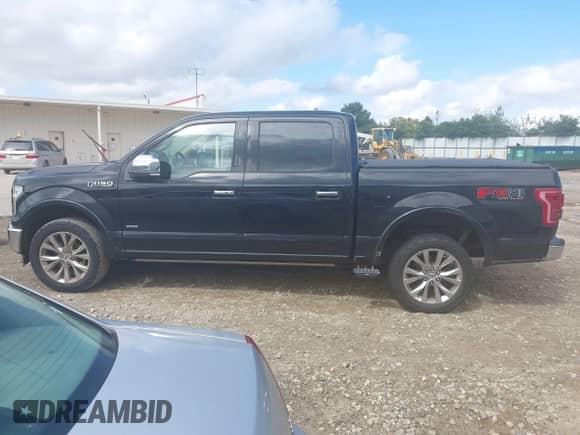 2017 Ford F-150 XL z VIN 1FTEW1EG2HFA48463, wystawiony jako IAAI lot #43402501 z przebiegiem 186 120 mil mil oraz . Historia ofert i sprzedaży dostępna na DreamBid. Obrazek 14.
