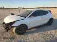 2021 Hyundai Veloster z VIN KMHT36AH2MU010681, wystawiony jako Copart lot #84213804 z przebiegiem 47 389 mil mil oraz Szkoda całkowita • Salvage title. Historia ofert i sprzedaży dostępna na DreamBid. Obrazek 1.