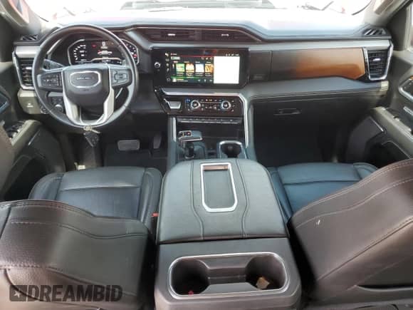 2022 GMC Sierra 1500 Denali with VIN 1GTUUGET5NZ562240, listed as a Copart auction lot 69827465 with 59,577 mi miles and Salvage title. Bid and sale history available at DreamBid. Image 8.