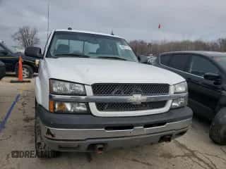 2005 Chevrolet Silverado 1500HD LS с VIN 1GCGK13U55F841748, выставлен на аукционе Copart как лот 86821734 с пробегом 145 975 миль миль и Списание • Salvage title. История ставок и продаж доступна на DreamBid. Изображение 5.