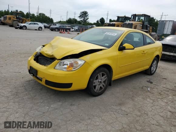 2005 Chevrolet Cobalt LS with VIN 1G1AL12F457595221, listed as a Copart auction lot 61141914 with 156,544 mi miles and Salvage title. Bid and sale history available at DreamBid. Image 1.