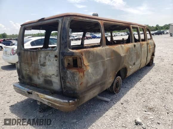 1999 Dodge Passenger with VIN 2B5WB35Z5XK529653, listed as a Copart auction lot 49242402 with Not provided miles and Salvage title. Bid and sale history available at DreamBid. Image 4.