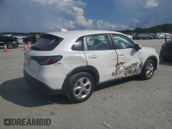 2024 Honda HR-V LX with VIN 3CZRZ1H39RM703795, listed as a Copart auction lot 66872605 with 14,891 mi miles and Clean title. Bid and sale history available at DreamBid. Image 3.