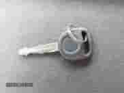 2002 GMC Sierra 1500 SLE z VIN 2GTEK19T621256296, wystawiony jako IAAI lot #42879825 z przebiegiem 164 549 mil mil oraz . Historia ofert i sprzedaży dostępna na DreamBid. Obrazek 11.