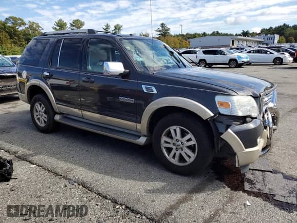 2007 Ford Explorer Eddie Bauer z VIN 1FMEU74E27UB73235, wystawiony jako Copart lot #85557145 z przebiegiem 109 480 mil mil oraz Czysty tytuł • Clean title. Historia ofert i sprzedaży dostępna na DreamBid. Obrazek 4.