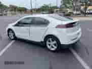 2015 Chevrolet Volt z VIN 1G1RA6E42FU108780, wystawiony jako Copart lot #48586023 z przebiegiem 171 011 mil mil oraz . Historia ofert i sprzedaży dostępna na DreamBid. Obrazek 3.