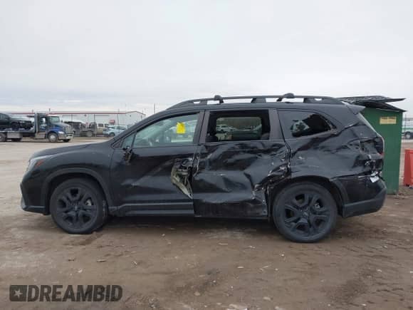 2023 Subaru Ascent Onyx Limited с VIN 4S4WMAKD4P3431840, выставлен на аукционе IAAI как лот 41133679 с пробегом 21 086 миль миль и . История ставок и продаж доступна на DreamBid. Изображение 14.