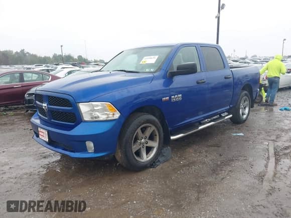 2015 Ram 1500 Express z VIN 1C6RR7KTXFS616399, wystawiony jako IAAI lot #43298636 z przebiegiem 35 406 mil mil oraz . Historia ofert i sprzedaży dostępna na DreamBid. Obrazek 17.