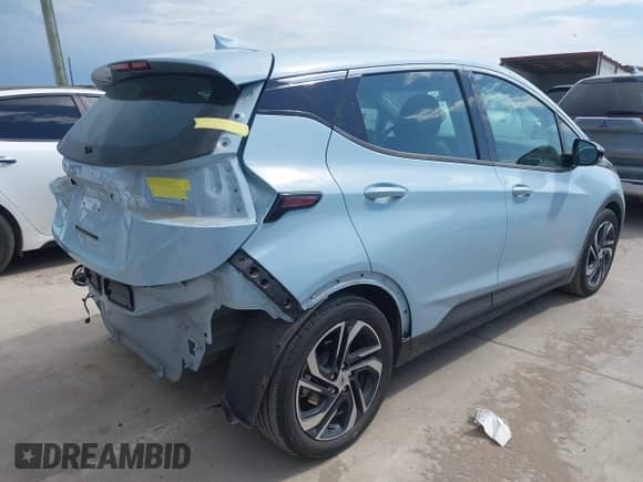 2023 Chevrolet Bolt EV 2LT с VIN 1G1FX6S01P4150894, выставлен на аукционе IAAI как лот 42689200 с пробегом 12 003 миль миль и . История ставок и продаж доступна на DreamBid. Изображение 4.