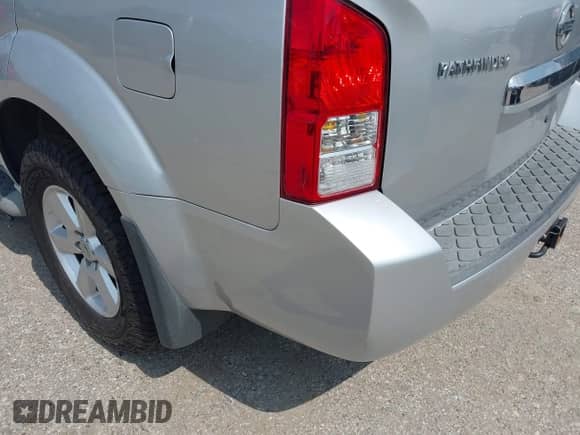 2010 Nissan Pathfinder SE с VIN 5N1AR1NN7AC619128, выставлен на аукционе IAAI как лот 42299870 с пробегом 160 759 миль миль и . История ставок и продаж доступна на DreamBid. Изображение 12.