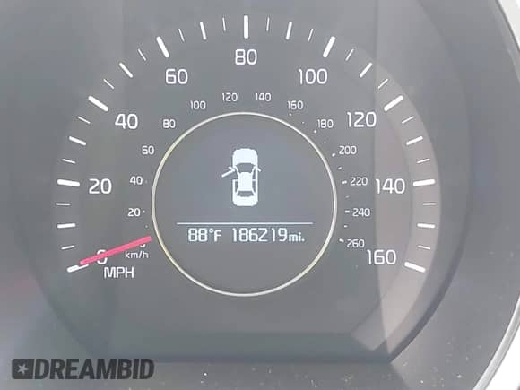 2014 Kia Optima LX с VIN 5XXGM4A79EG342672, выставлен на аукционе IAAI как лот 43313411 с пробегом 186 219 миль миль и . История ставок и продаж доступна на DreamBid. Изображение 7.