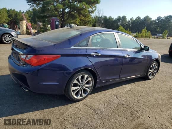 2013 Hyundai Sonata SE with VIN 5NPEC4AB5DH683598, listed as a Copart auction lot 80412835 with 140,251 mi miles and Clean title. Bid and sale history available at DreamBid. Image 3.