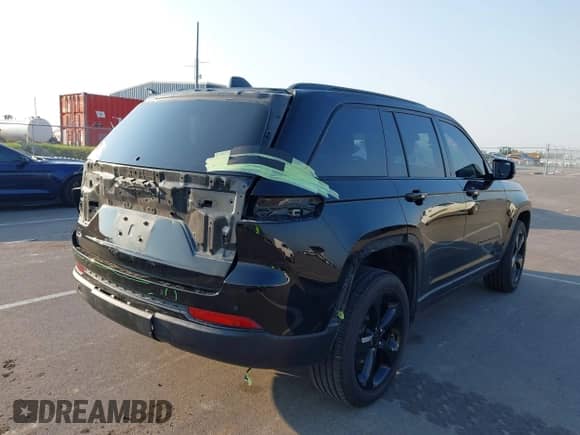 2023 Jeep Grand Cherokee Laredo с VIN 1C4RJHAG7PC608850, выставлен на аукционе IAAI как лот 42469018 с пробегом 18 672 миль миль и . История ставок и продаж доступна на DreamBid. Изображение 4.