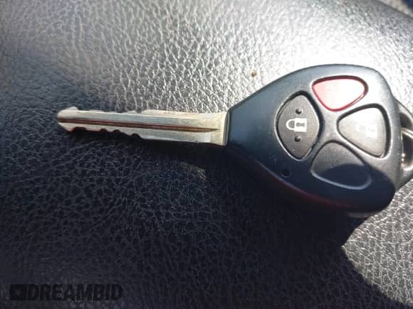 2010 Toyota RAV4 Sport with VIN 2T3RK4DV6AW026288, listed as a IAAI auction lot 42470370 with 172,306 mi miles and . Bid and sale history available at DreamBid. Image 11.