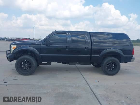 2013 Ford F-250 XL z VIN 1FT7W2BT1DEB22214, wystawiony jako IAAI lot #43218559 z przebiegiem 193 229 mil mil oraz . Historia ofert i sprzedaży dostępna na DreamBid. Obrazek 14.