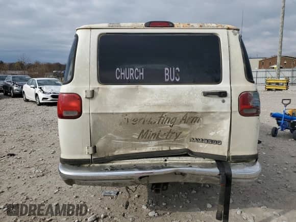 2002 Dodge Passenger with VIN 2B5WB35Z62K116830, listed as a Copart auction lot 81966554 with Not provided miles and Salvage title. Bid and sale history available at DreamBid. Image 6.