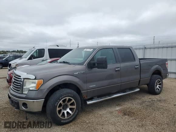 2011 Ford F-150 XLT с VIN 1FTFW1ETXBFB62395, выставлен на аукционе Copart как лот 85371785 с пробегом 167 249 миль миль и Чистый • Clean title. История ставок и продаж доступна на DreamBid. Изображение 1.