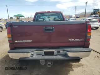 2002 Chevrolet Silverado 1500 с VIN 1GCJC33G92F215561, выставлен на аукционе Copart как лот 62516525 с пробегом 115 028 миль миль и Списание • Salvage title. История ставок и продаж доступна на DreamBid. Изображение 6.