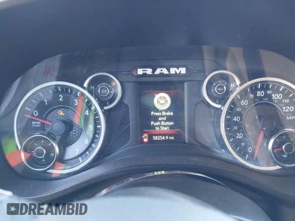 2020 Ram 1500 Big Horn z VIN 1C6RREFT0LN311731, wystawiony jako IAAI lot #41762460 z przebiegiem 58 254 mil mil oraz . Historia ofert i sprzedaży dostępna na DreamBid. Obrazek 7.