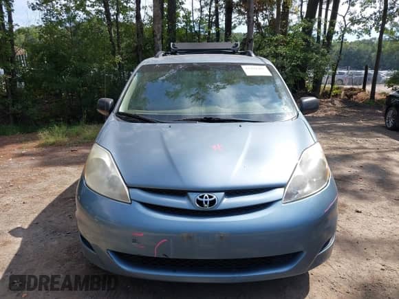 2010 Toyota Sienna CE z VIN 5TDKK4CC2AS327868, wystawiony jako IAAI lot #43291981 z przebiegiem 149 532 mil mil oraz . Historia ofert i sprzedaży dostępna na DreamBid. Obrazek 12.