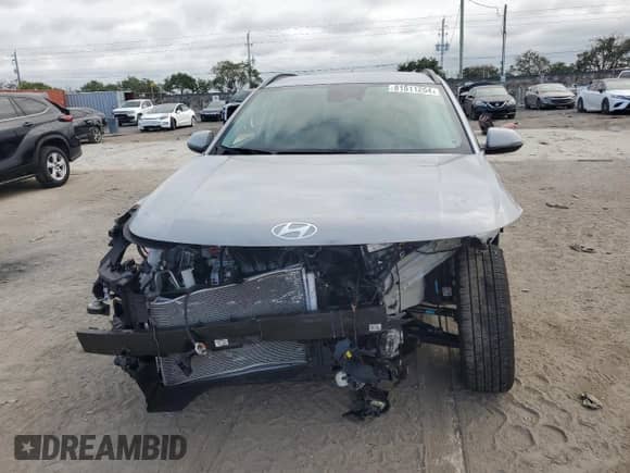 2024 Hyundai Kona SEL с VIN KM8HB3AB9RU083220, выставлен на аукционе Copart как лот 81511264 с пробегом 7 125 миль миль и На запчасти • Non repairable. История ставок и продаж доступна на DreamBid. Изображение 5.