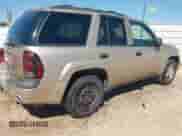 2006 Chevrolet TrailBlazer LT with VIN 1GNDS13S262358543, listed as a IAAI auction lot 43421575 with Not provided miles and . Bid and sale history available at DreamBid. Image 4.