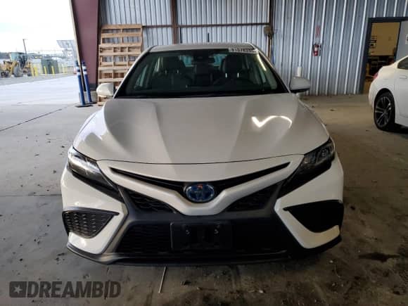 2023 Toyota Camry Hybrid SE with VIN 4T1G31AK7PU609466, listed as a Copart auction lot 81578335 with 38,462 mi miles and Salvage title. Bid and sale history available at DreamBid. Image 5.