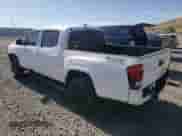 2021 Toyota Tacoma SR z VIN 5TFCZ5AN7MX267045, wystawiony jako Copart lot #65592105 z przebiegiem 40 992 mil mil oraz Szkoda całkowita • Salvage title. Historia ofert i sprzedaży dostępna na DreamBid. Obrazek 2.