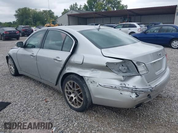 2011 Hyundai Genesis с VIN KMHGC4DFXBU121119, выставлен на аукционе IAAI как лот 43037422 с пробегом 139 483 миль миль и . История ставок и продаж доступна на DreamBid. Изображение 3.