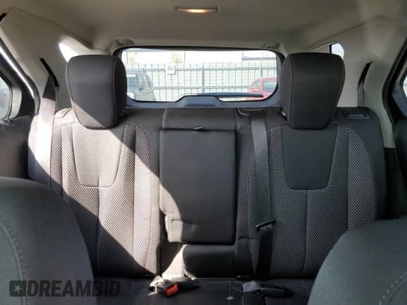 2015 Chevrolet Equinox LT z VIN 2GNFLFE37F6201702, wystawiony jako Copart lot #70891805 z przebiegiem 145 237 mil mil oraz Nie do naprawy • Non repairable. Historia ofert i sprzedaży dostępna na DreamBid. Obrazek 10.