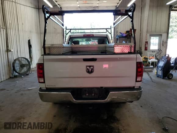 2016 Ram 1500 Tradesman with VIN 3C6JR6DG3GG256148, listed as a Copart auction lot 69917165 with 201,929 mi miles and Clean title. Bid and sale history available at DreamBid. Image 6.