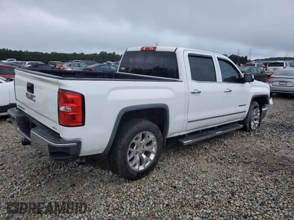 2015 GMC Sierra 1500 SLT z VIN 3GTU2VEC0FG334335, wystawiony jako Copart lot #82266885 z przebiegiem 193 978 mil mil oraz Szkoda całkowita • Salvage title. Historia ofert i sprzedaży dostępna na DreamBid. Obrazek 3.