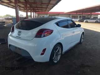 2016 Hyundai Veloster with VIN KMHTC6ADXGU288262, listed as a IAAI auction lot 43321265 with 126,802 mi miles and . Bid and sale history available at DreamBid. Image 4.