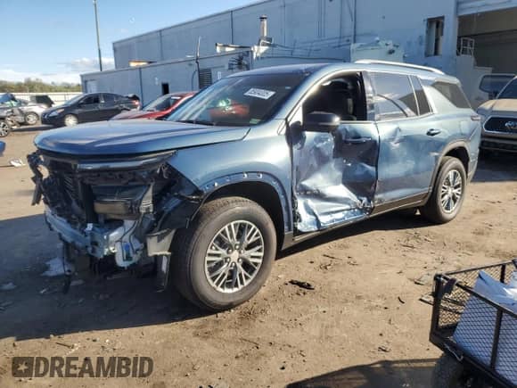 2025 Chevrolet Traverse FWD LT z VIN 1GNERGRSXSJ117887, wystawiony jako Copart lot #85904005 z przebiegiem 4 184 mil mil oraz Szkoda całkowita • Salvage title. Historia ofert i sprzedaży dostępna na DreamBid. Obrazek 1.