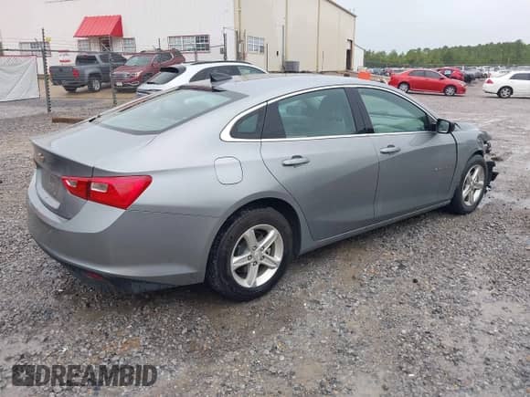 2023 Chevrolet Malibu LS с VIN 1G1ZC5ST5PF249493, выставлен на аукционе IAAI как лот 42900815 с пробегом 88 312 миль миль и . История ставок и продаж доступна на DreamBid. Изображение 4.