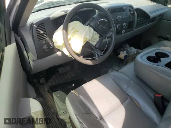 2007 GMC Sierra 1500 SLE1 with VIN 1GTEC19C47Z580360, listed as a Copart auction lot 64941155 with 173,885 mi miles and Salvage title. Bid and sale history available at DreamBid. Image 8.
