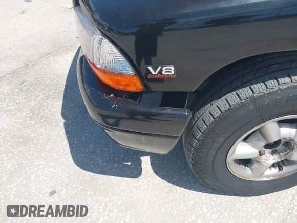 1998 Dodge Dakota SLT z VIN 1B7GL22Y1WS502985, wystawiony jako IAAI lot #42600748 z przebiegiem Nie podano mil oraz . Historia ofert i sprzedaży dostępna na DreamBid. Obrazek 12.