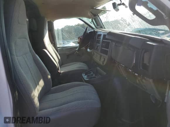 2024 Chevrolet Express Cargo with VIN 1GCWGAF78R1102458, listed as a Copart auction lot 68713344 with Not provided miles and Salvage title. Bid and sale history available at DreamBid. Image 7.