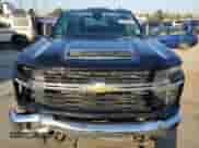 2024 Chevrolet Silverado 2500HD с VIN 2GC1YNE72R1100618, выставлен на аукционе Copart как лот 90095095 с пробегом 35 763 миль миль и Списание • Salvage title. История ставок и продаж доступна на DreamBid. Изображение 5.