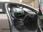 2013 Volvo S60 T5 с VIN YV1612FHXD2181306, выставлен на аукционе IAAI как лот 41726747 с пробегом 116 836 миль миль и . История ставок и продаж доступна на DreamBid. Изображение 5.
