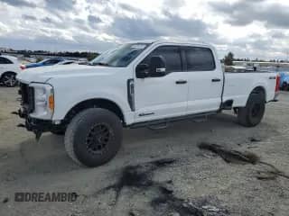 2023 Ford F-250 XL z VIN 1FT8W2BT1PED00910, wystawiony jako Copart lot #84654015 z przebiegiem 38 532 mil mil oraz Szkoda całkowita • Salvage title. Historia ofert i sprzedaży dostępna na DreamBid. Obrazek 1.