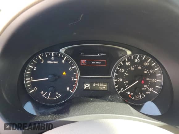 2015 Nissan Altima SV с VIN 1N4AL3AP9FC585408, выставлен на аукционе Copart как лот 86797075 с пробегом 84 938 миль миль и Списание • Salvage title. История ставок и продаж доступна на DreamBid. Изображение 9.