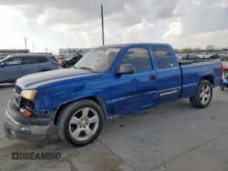 2004 Chevrolet Silverado 1500 with VIN 2GCEC19V241388182, listed as a Copart auction lot 50597315 with 184,273 mi miles and Salvage title. Bid and sale history available at DreamBid. Image 1.