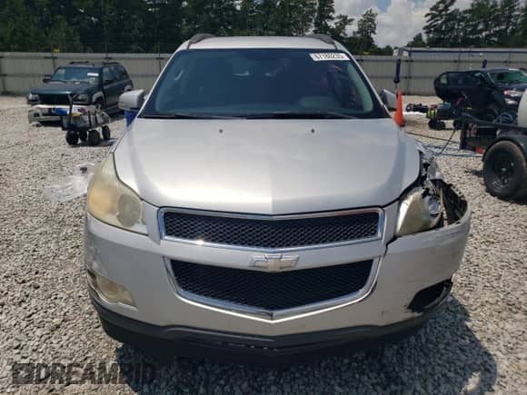 2011 Chevrolet Traverse 2LT with VIN 1GNKRJED3BJ395974, listed as a Copart auction lot 67180235 with Not provided miles and Salvage title. Bid and sale history available at DreamBid. Image 5.