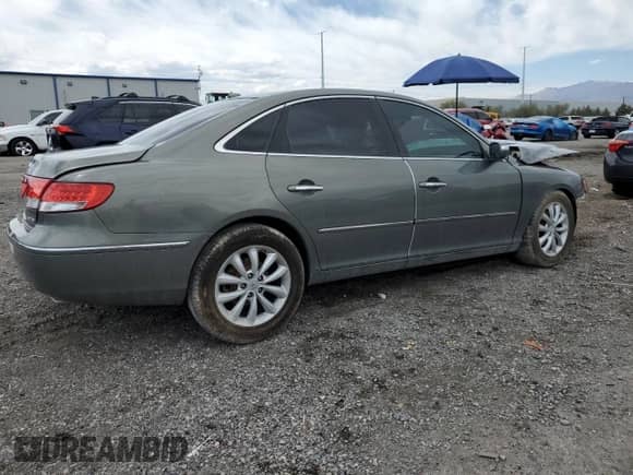 2007 Hyundai Azera SE с VIN KMHFC46F67A240190, выставлен на аукционе Copart как лот 65012595 с пробегом 40 704 миль миль и Списание • Salvage title. История ставок и продаж доступна на DreamBid. Изображение 3.