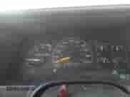 1995 Chevrolet Tahoe z VIN 1GNEK13K3SJ460244, wystawiony jako Copart lot #68296485 z przebiegiem 131 211 mil mil oraz Szkoda całkowita • Salvage title. Historia ofert i sprzedaży dostępna na DreamBid. Obrazek 9.