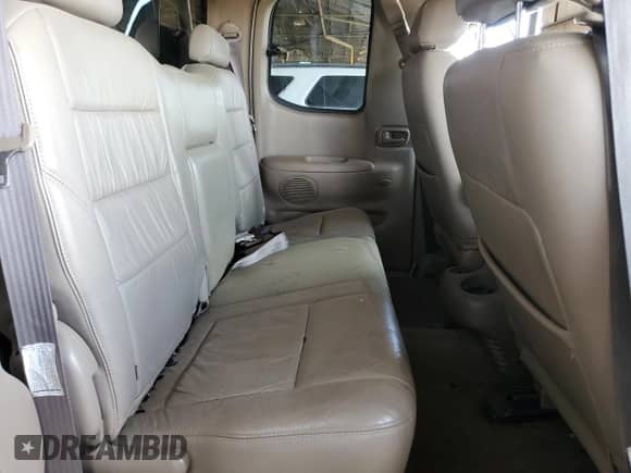 2003 Toyota Tundra Limited z VIN 5TBRT38153S370187, wystawiony jako Copart lot #53190885 z przebiegiem 164 846 mil mil oraz Szkoda całkowita • Salvage title. Historia ofert i sprzedaży dostępna na DreamBid. Obrazek 10.
