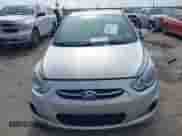 2017 Hyundai Accent SE z VIN KMHCT5AE3HU315659, wystawiony jako IAAI lot #42678933 z przebiegiem 119 952 mil mil oraz . Historia ofert i sprzedaży dostępna na DreamBid. Obrazek 12.