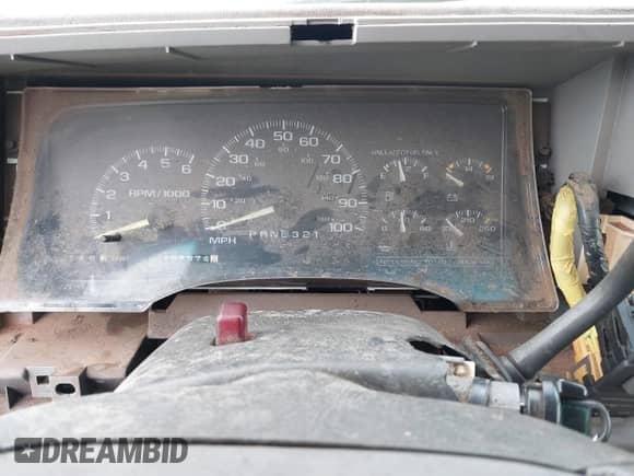 1997 GMC Sierra 1500 с VIN 2GTEC19R2V1542040, выставлен на аукционе IAAI как лот 41913949 с пробегом 237 574 миль миль и . История ставок и продаж доступна на DreamBid. Изображение 7.
